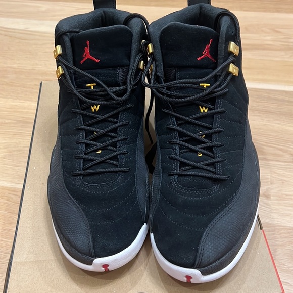 Air Jordan Reverse Taxi 12s - size 13 - Picture 3 of 5